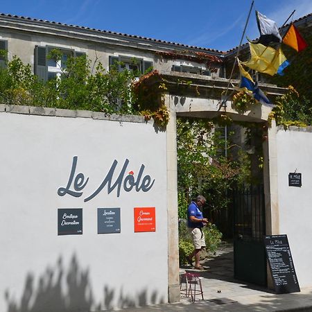 Bed and Breakfast Le Mole La Flotte Exteriér fotografie