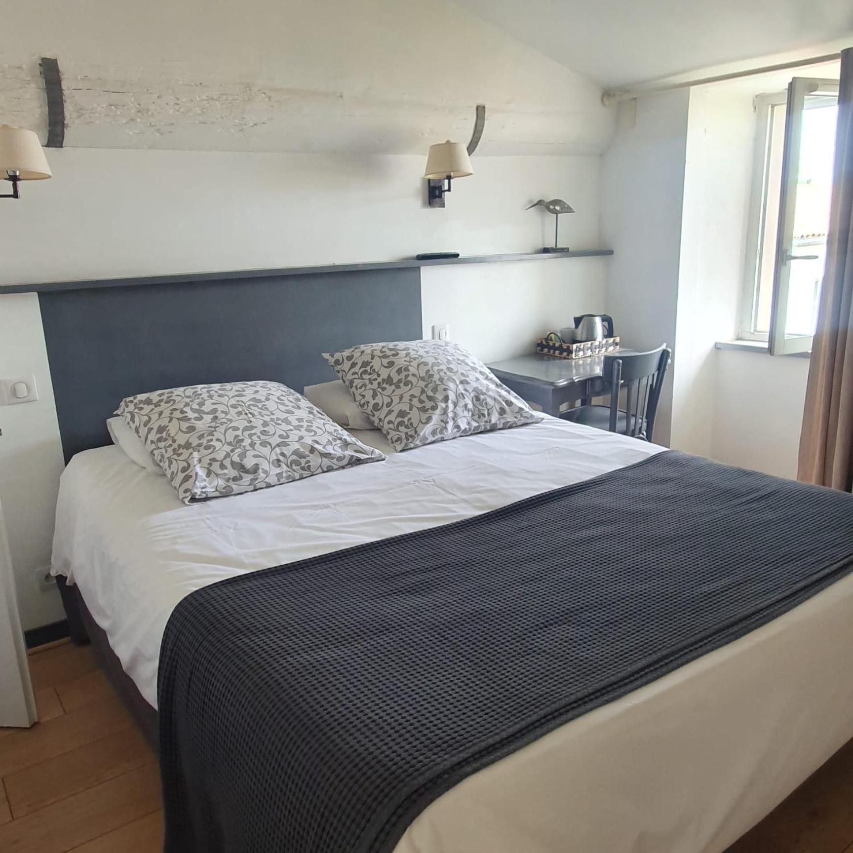 Bed and Breakfast Le Mole La Flotte Exteriér fotografie